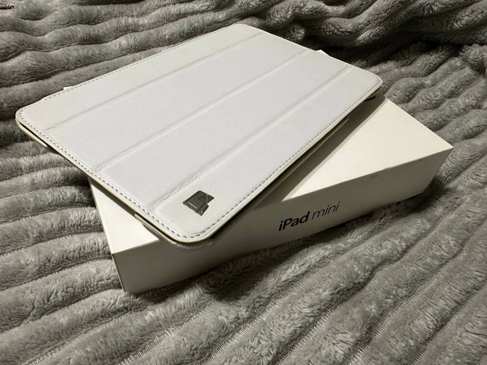 iPad mini 1 на 16 гиг