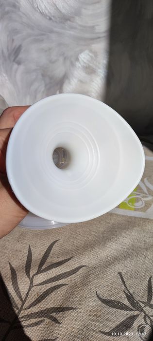 Продам механический молокоотсо Tommee Tippee