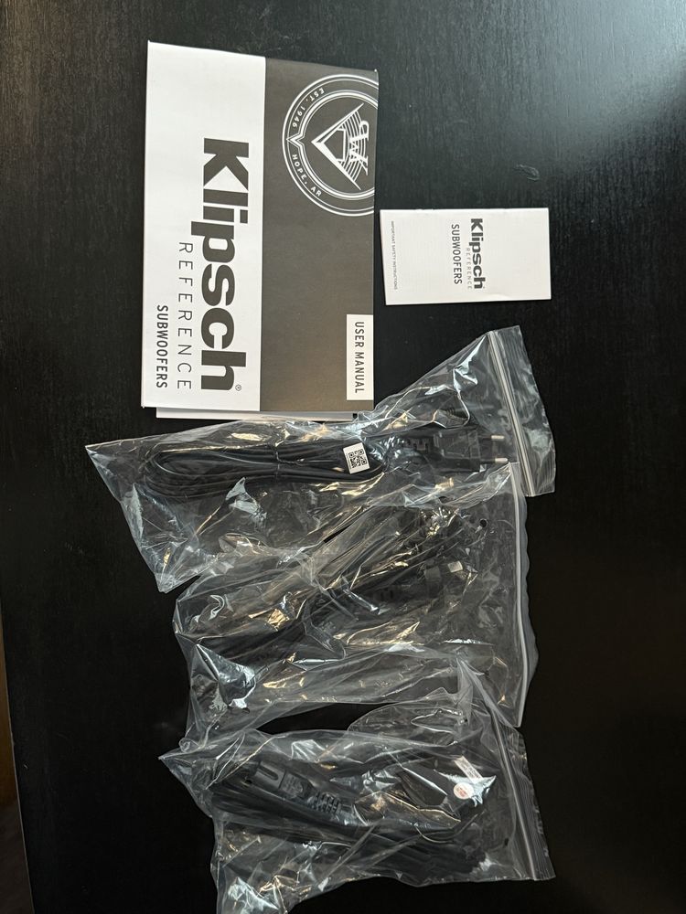 Сабвуфер Klipsch R-120SW