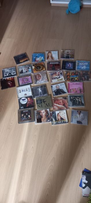 Cd anos 90 e 2000 por 3.5 euros