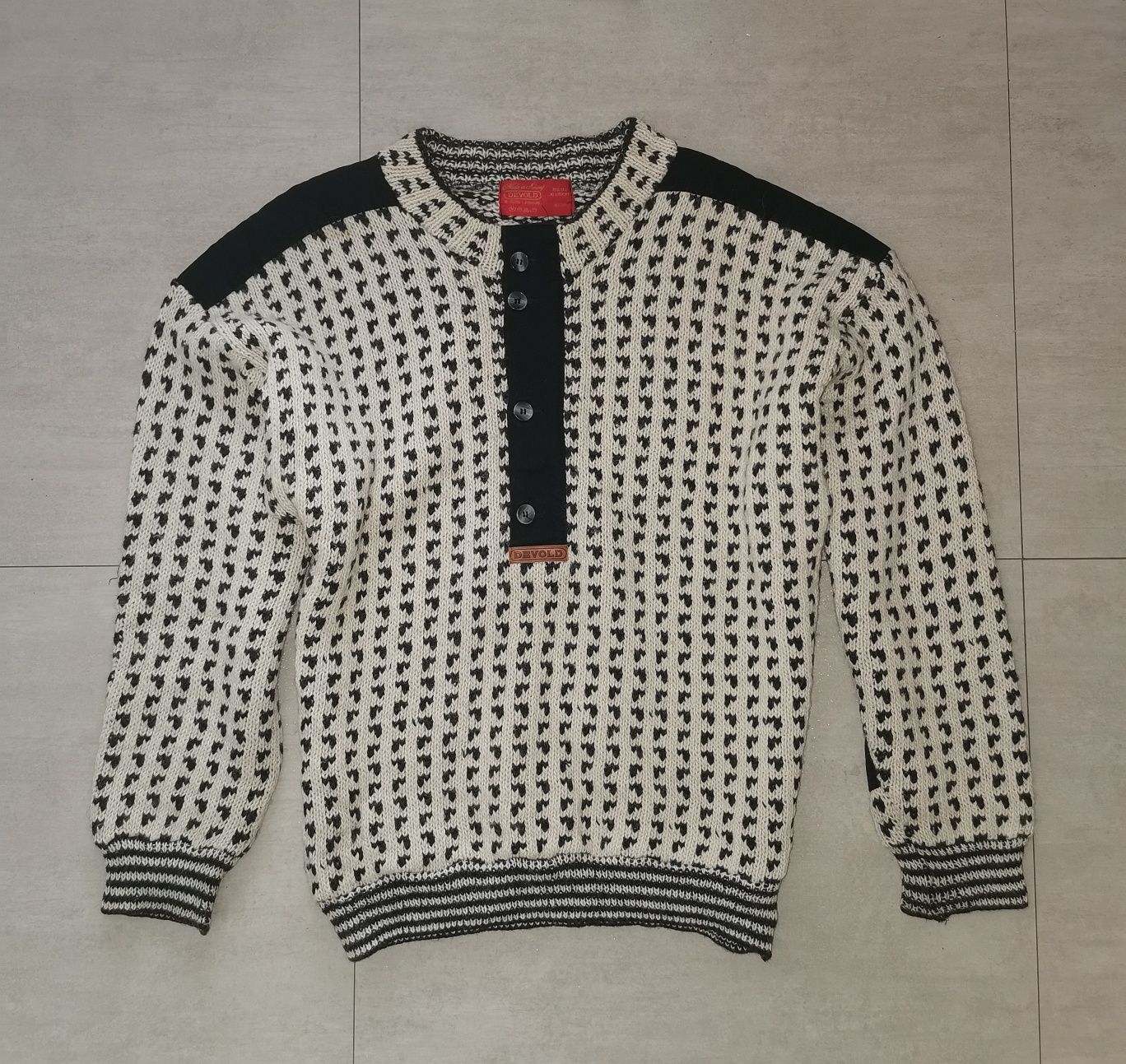 Devold Norway M/L solidny ciepły sweter wool