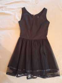 Czarna sukienka tiulowa 36