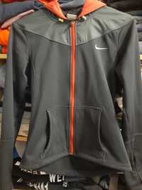 Продам Nike Fit Therma