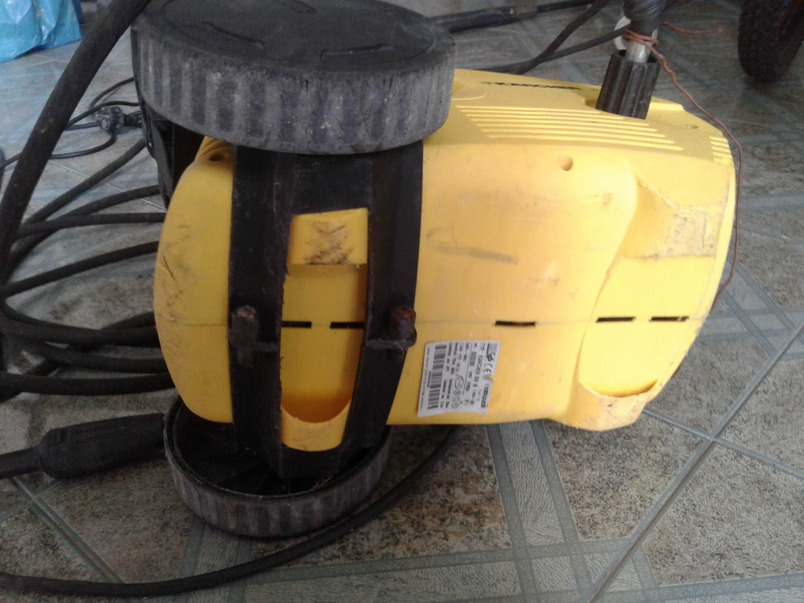 Lavadora de alta pressão elétrica Karcher 300 M