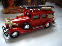 Matchbox Model Of Yesteryear Cadillac Fire Wagon