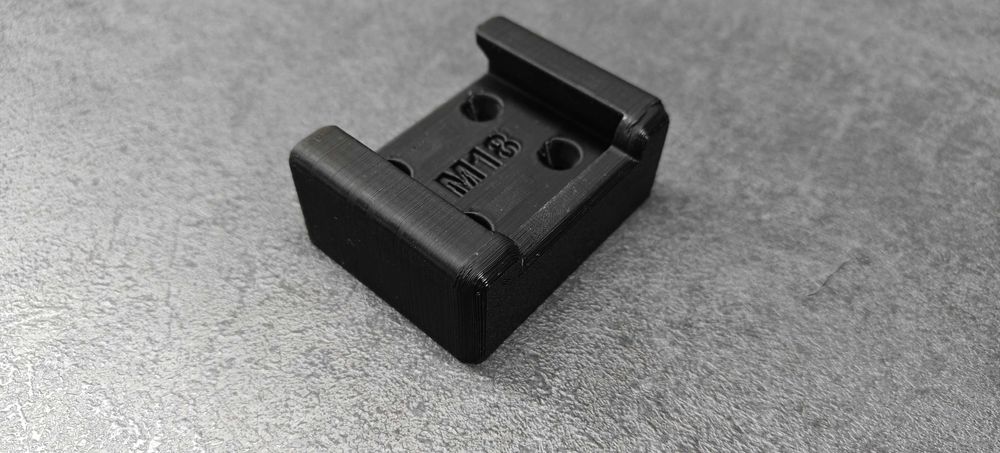 Uchwyt do baterii Milwaukee M18