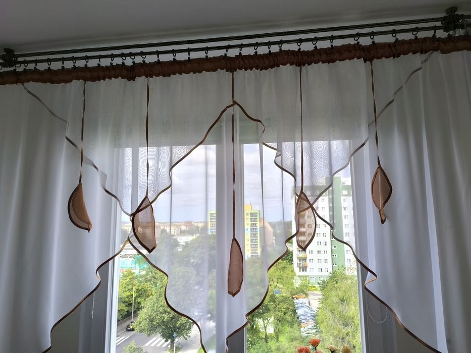 Firana na okno pokojowe