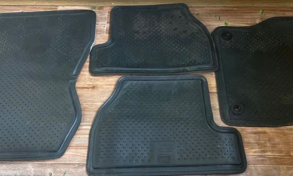 Килимки, коврики на Форд фокус / Ford focus 2012 -2017