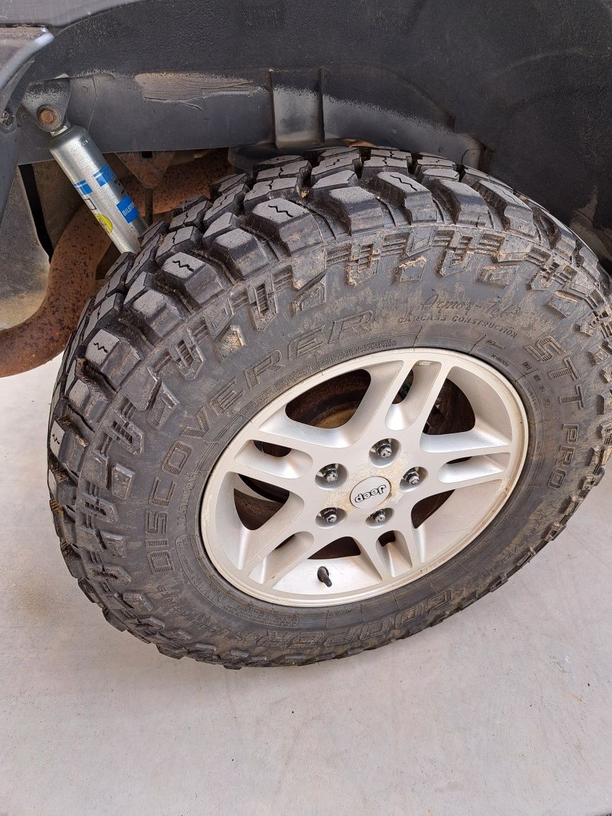 Jeep Grand Cherokee Quadradrive
