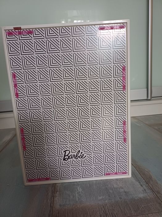 Barbie Шафа портативна для речей