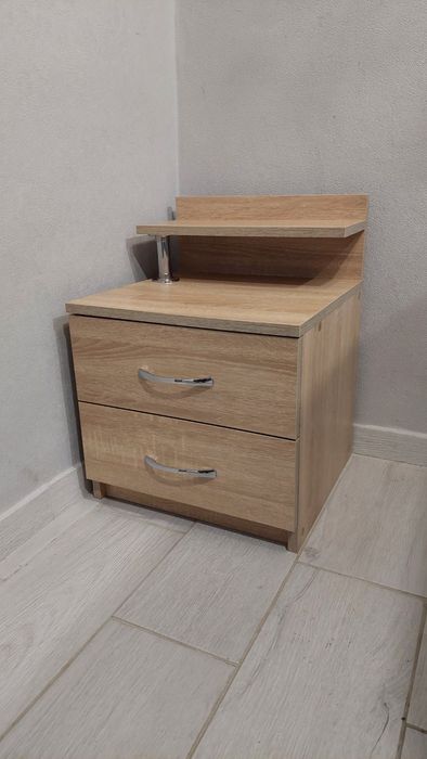 Тумбочки прикроватные