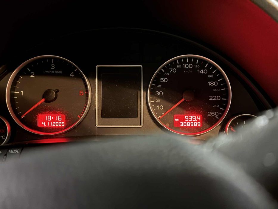 AUDI A4 B7 2007 2.0TDI