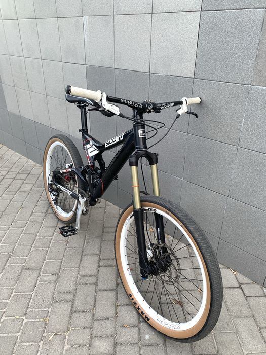 Двухподвес обслужений велосипед mtb Scott Nitrous