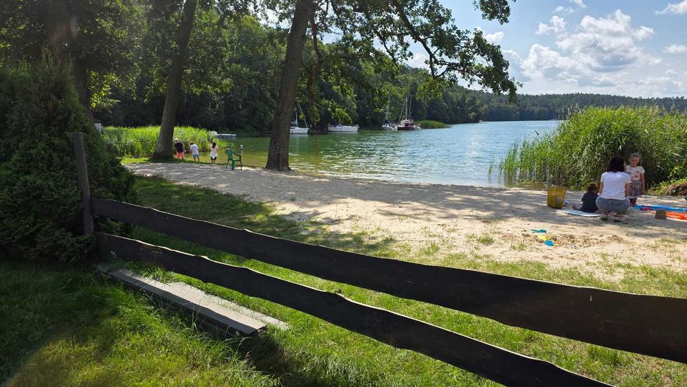 Przyczepa kempingowa z altaną przy plaży Bełdany ośrodek PAN Wierzba