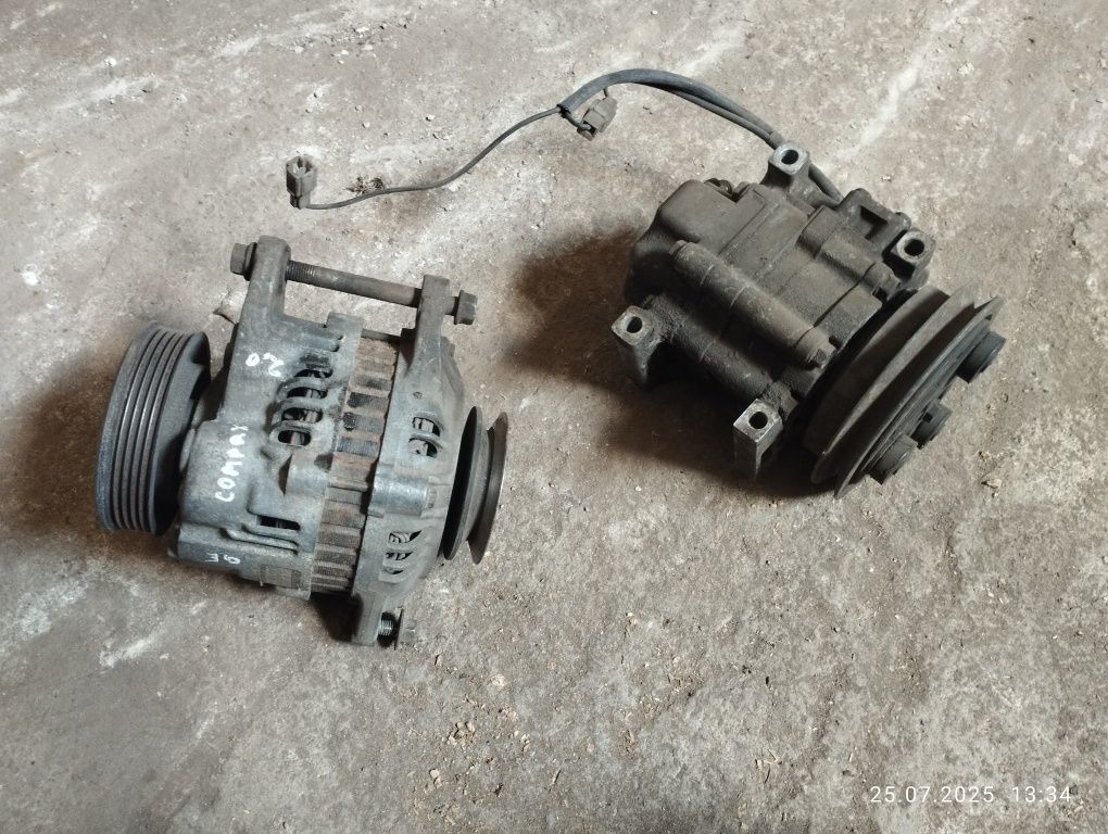Компресор кондиціонера генератор Mazda  comprex