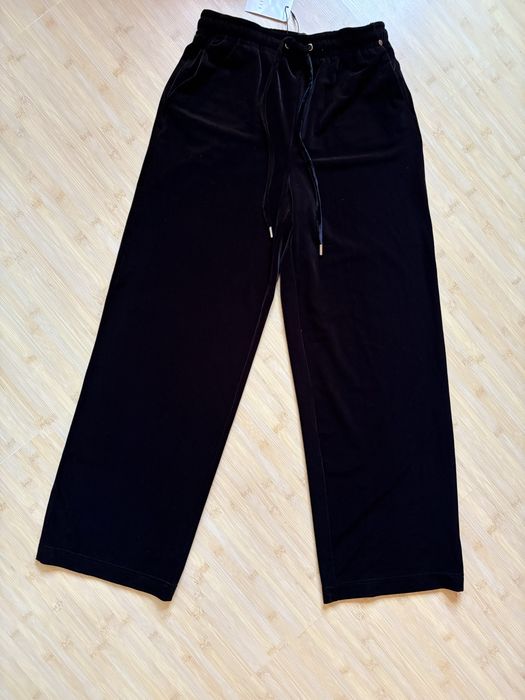 Брюки штаны бархатные, новые. Р. 38