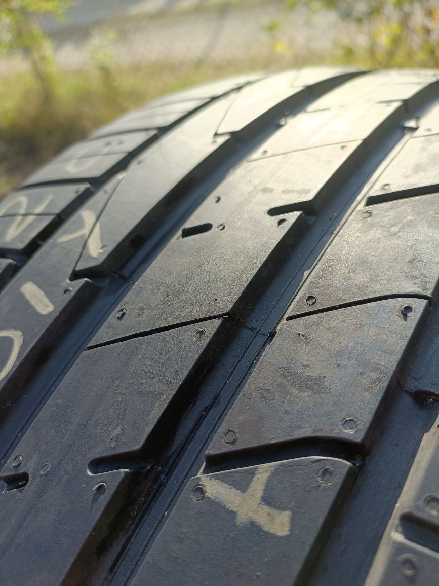 B061, 255/40r20 Hankook Ventus S1 Evo 2 SUV  jak nowa