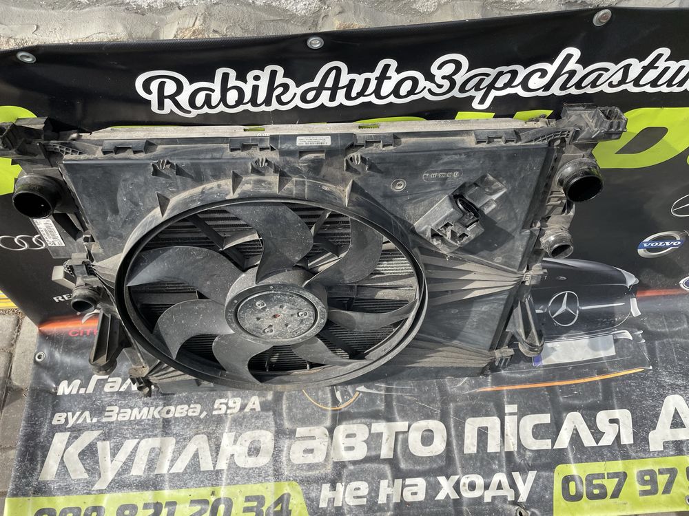 Комплект радіаторів вентилятор Мерседес віто Mercedes Vito W 447 2015