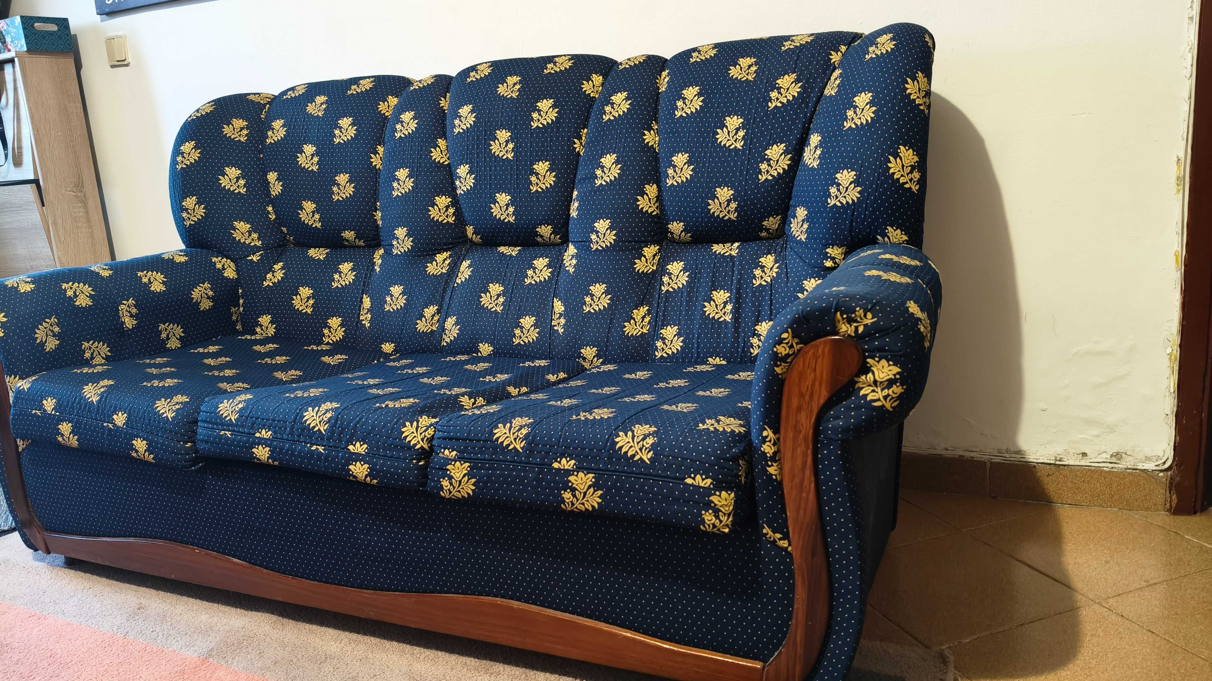 Vende-se conjunto de sofás