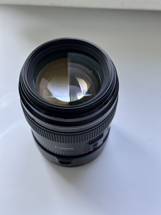 Обьектив Canon  85мм 1.8