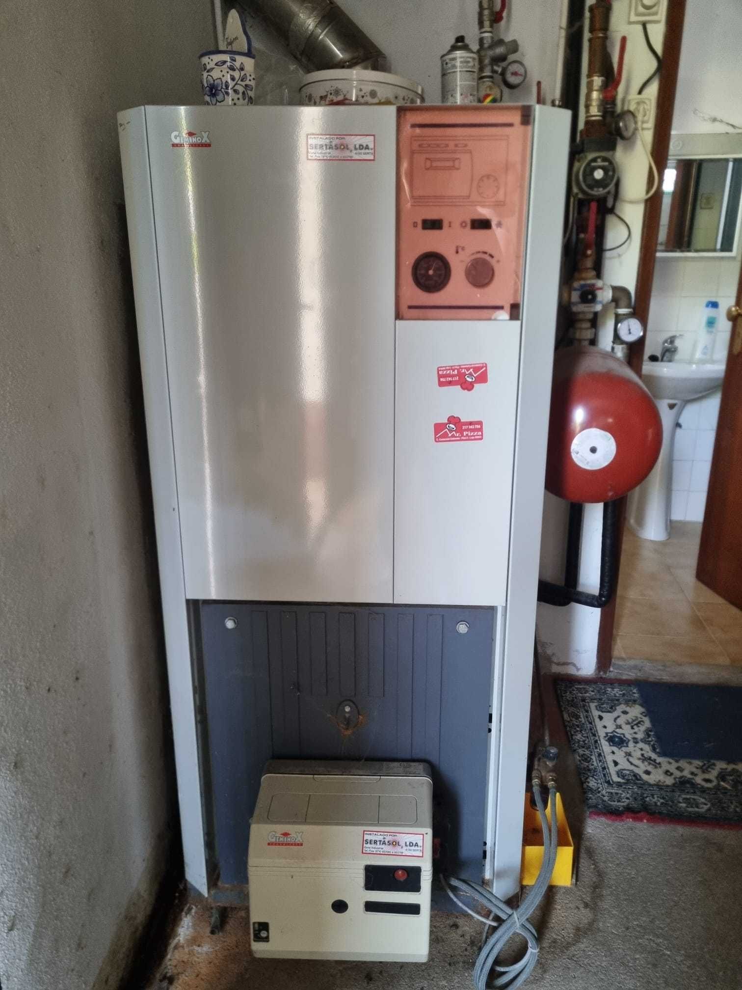 Caldeira Geminox Tl35 s gasóleo com reservatório de 1500l