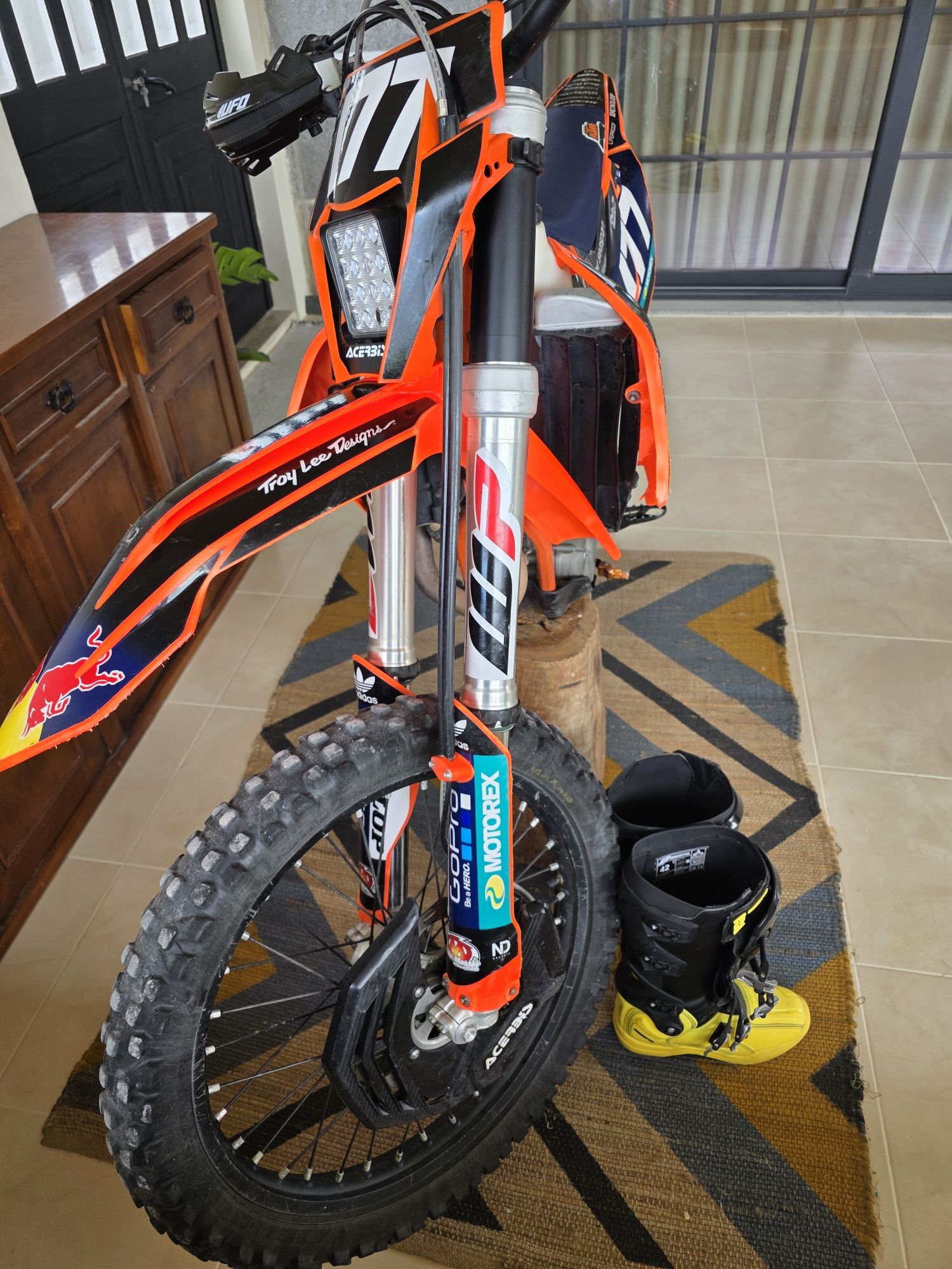 KTM exc-f 250 de 2018, matriculada