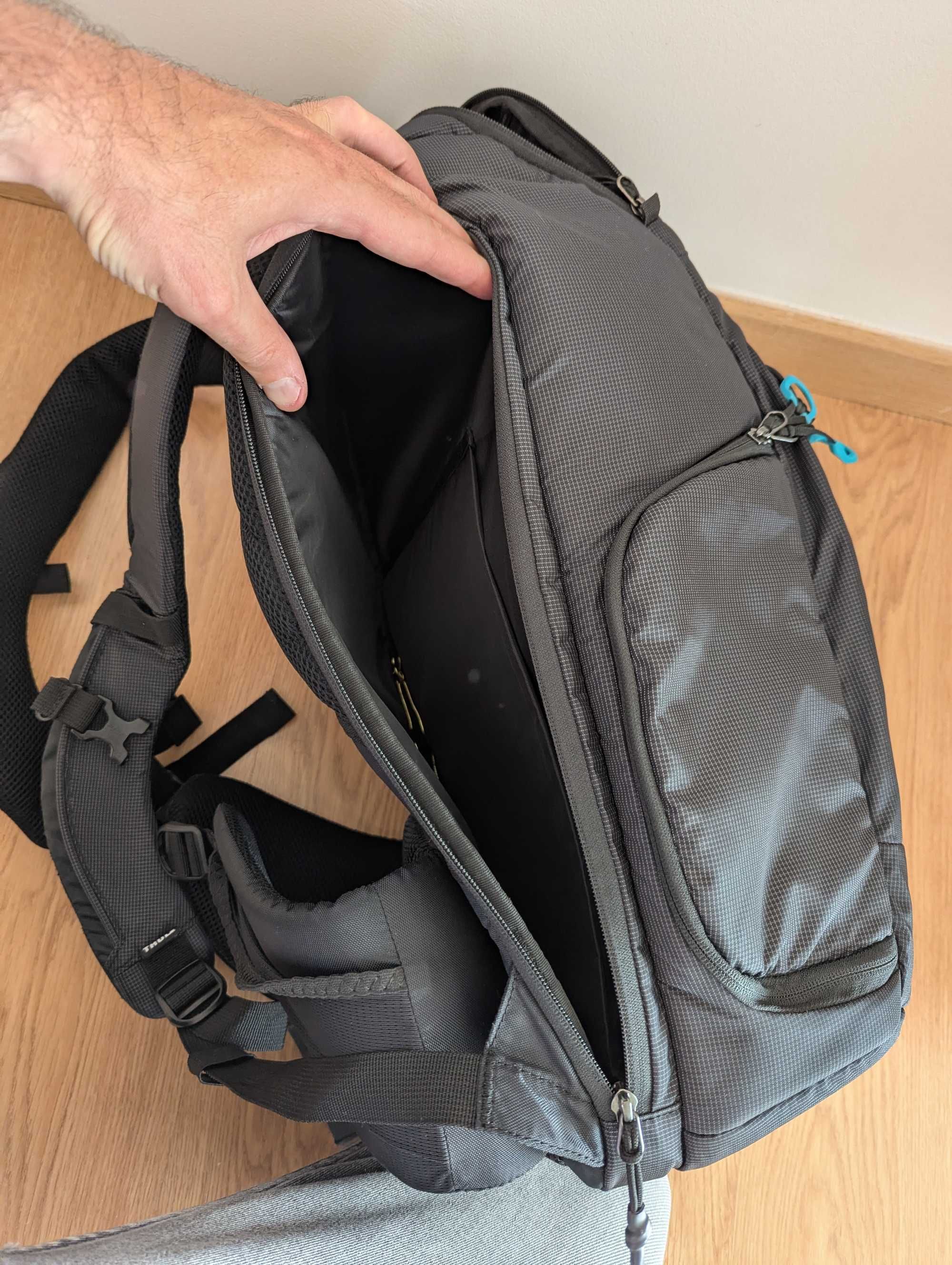 THULE Camera Bag - Mochila Aspect DSLR/Mirrorless Backpack Preta