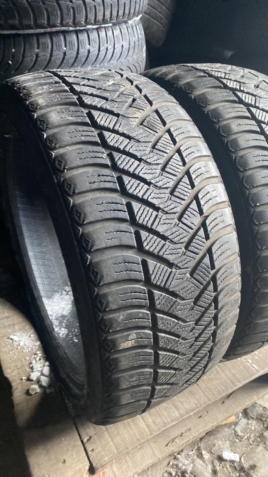 215.40.17 Maxxis 2шт БУ шини резина з Европи БВ склад Харків Шиномонта