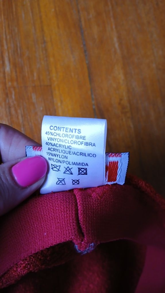 Kaszkiet czerwony L, Kangol,  Bermuda 504 cap