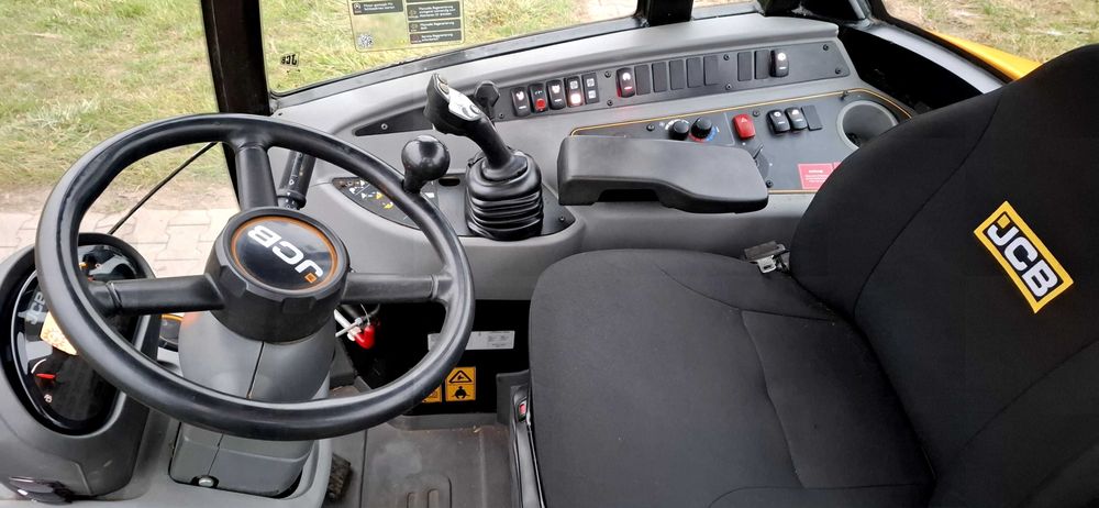 Ladowarka Jcb 407. Z 2021 roku ZAMIANA