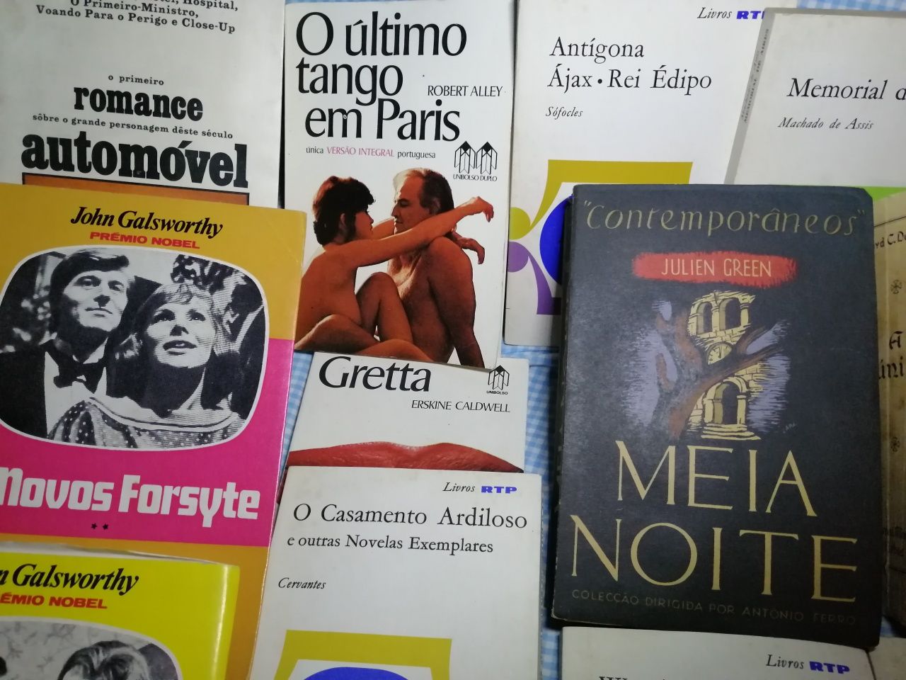 Livros - Conjunto de vários títulos