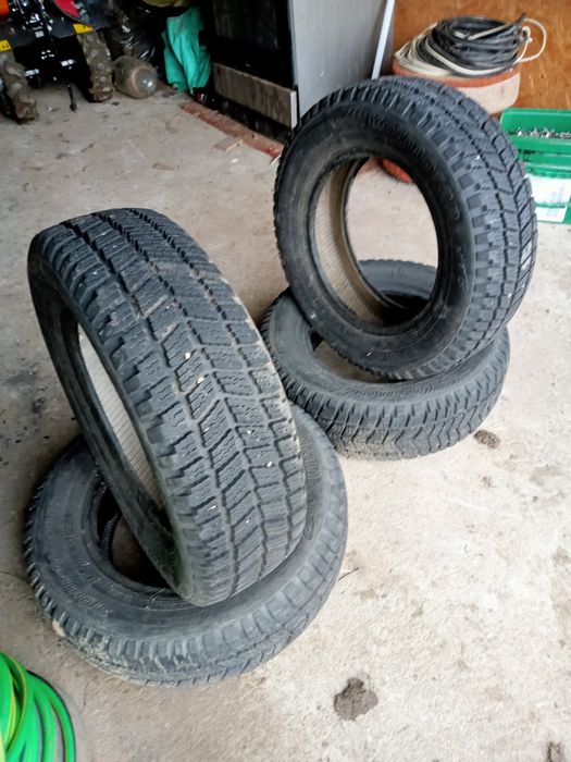 Sprzedam 4 opony 175/70r13