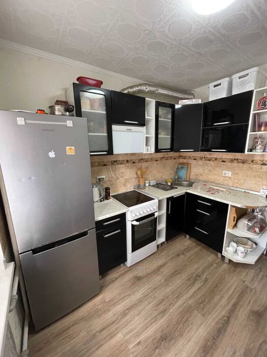 Продается 2-комнатная квартира в центре, ул. Свободы.