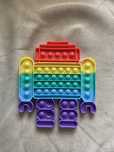 Pop IT, em forma de robot
