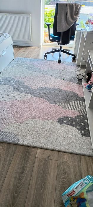 Dywan dla dziewczynki chmurki różowo+szare