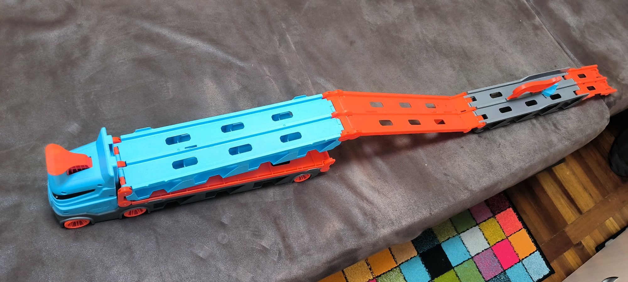 Трек hot wheels транспортер