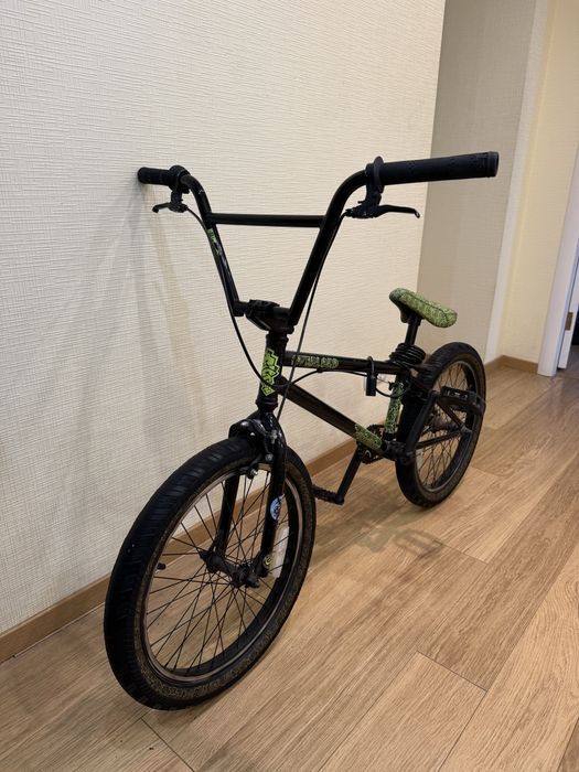 Велосипед трюковий.BMX.