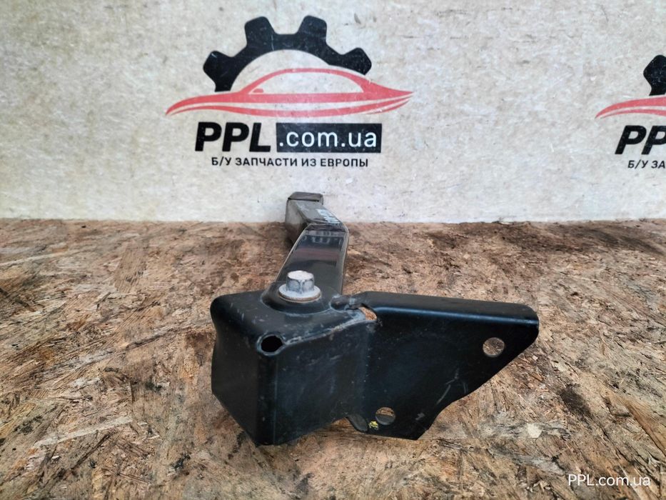 Ford Transit Connect MK2 13-21 Кронштейн усилитель подрамника правый