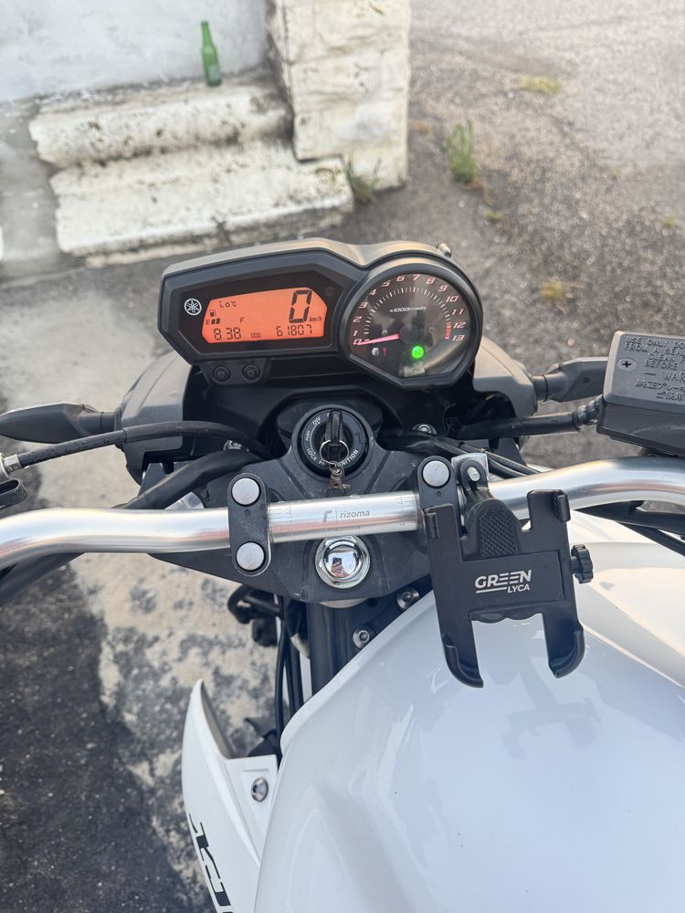 Xj6 600cc  moto muito bem estimada