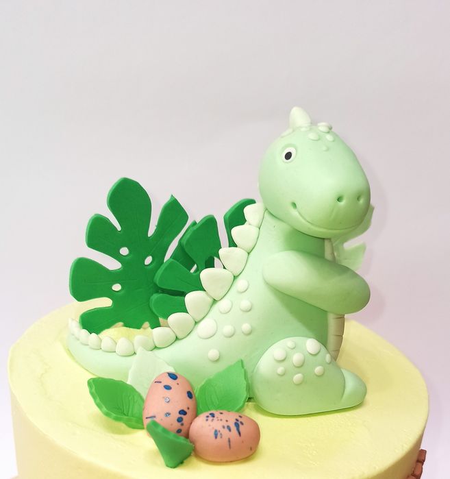 Figurka na tort dinozaur z masy cukrowej