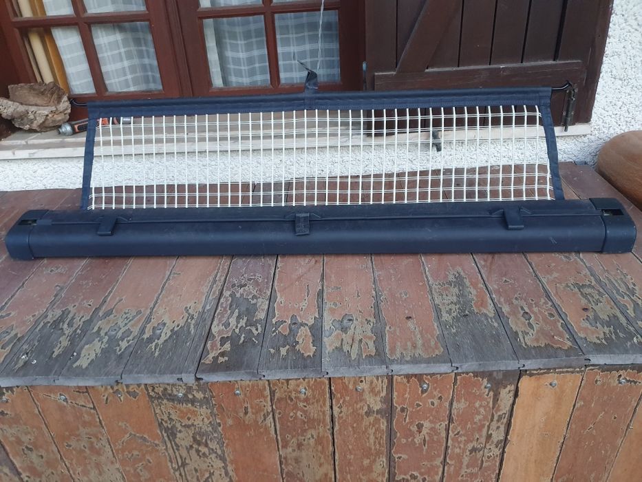 Chapeleira com rede mercedes carrinha