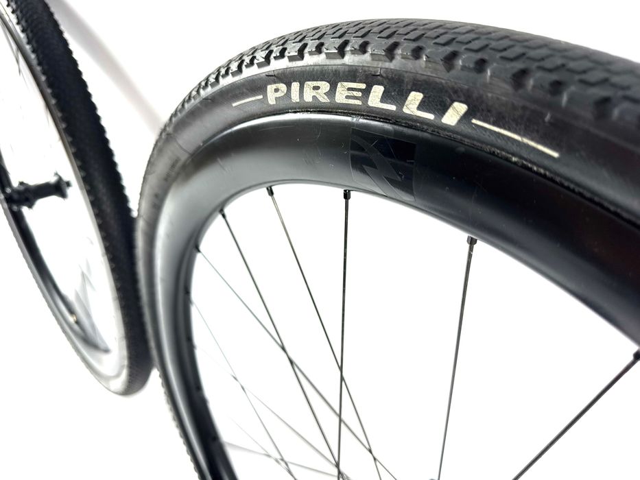 Koła Stożkowe Karbonowe Gravelowe REYNOLDS ART Gravel Disc Okazja