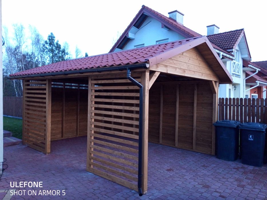 Wiata, zadaszenie na samochód z drewna garaż
