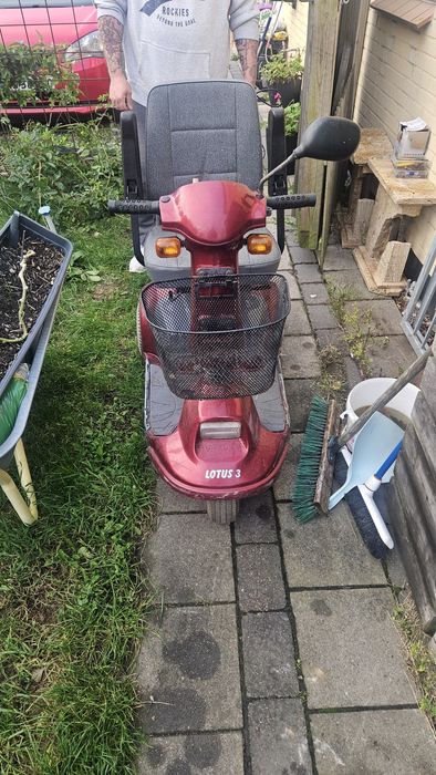 Wózek elektryczny Lotus 3