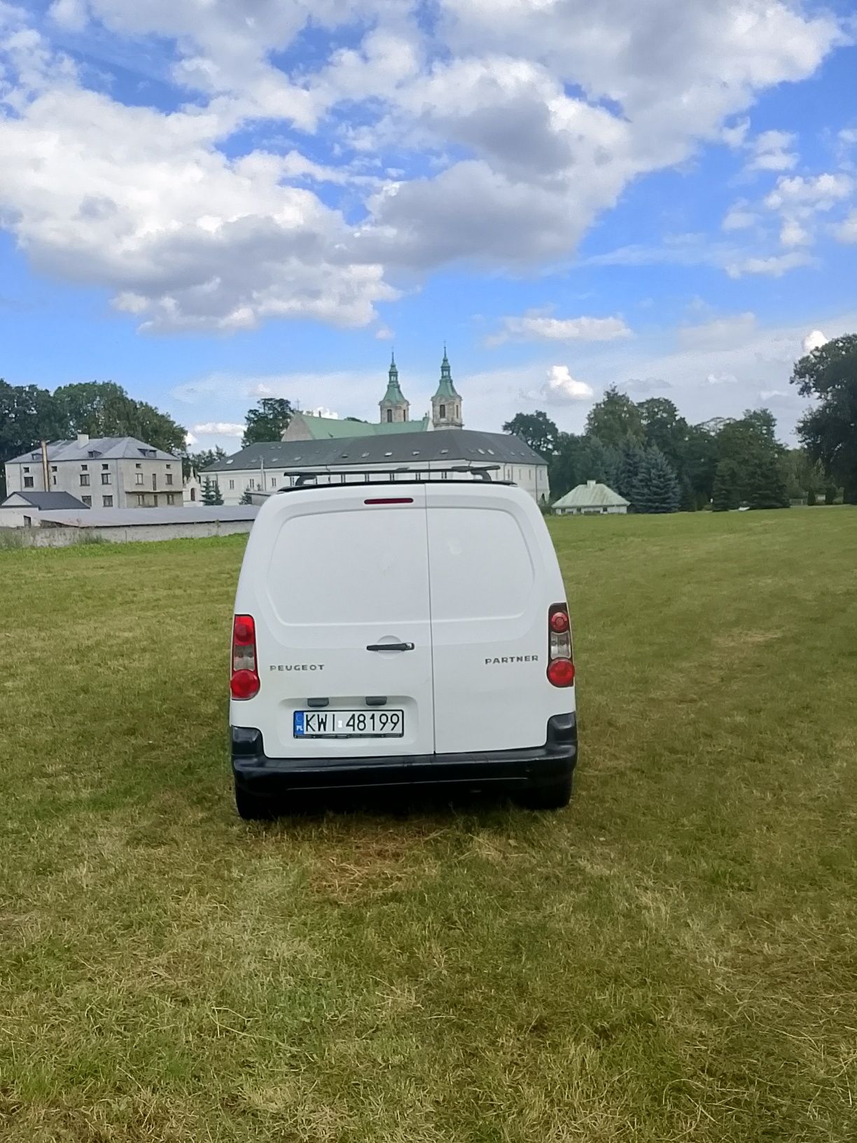 Sprzedam peugeot partner lll 2010 rok 1.6 HDi