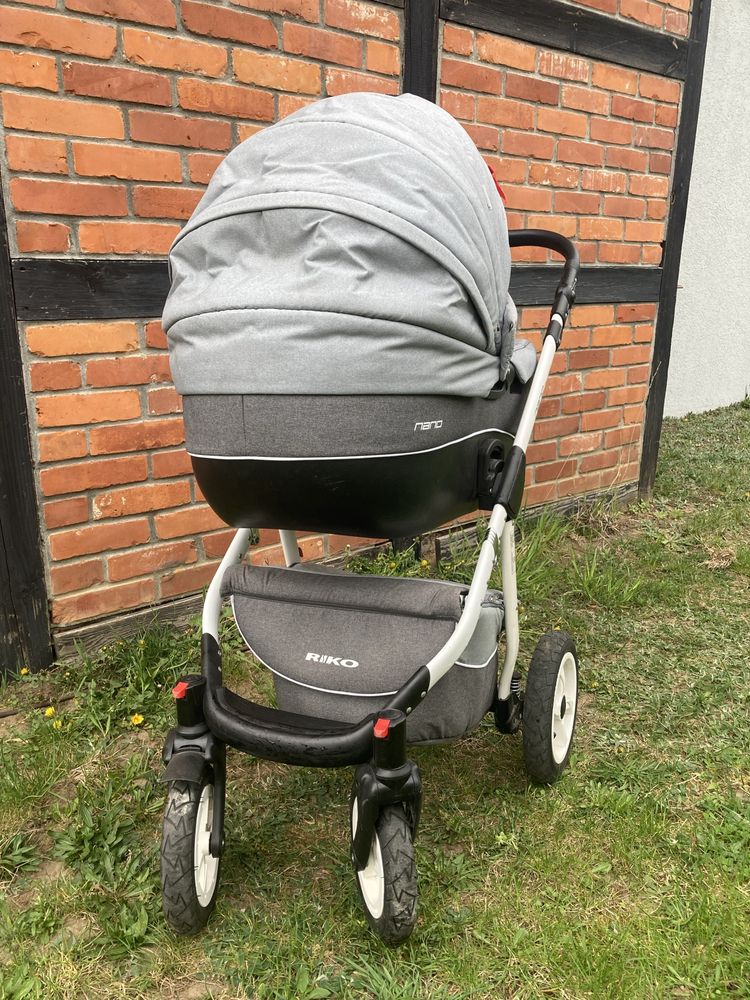 Riko Nano wózek dziecięcy spacerówka