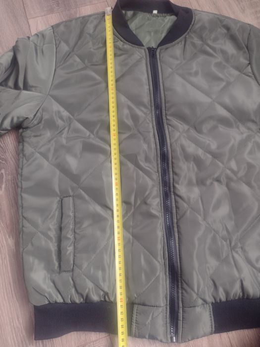 Легка куртка для чоловіків