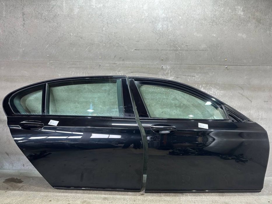 Двери правые BMW G12 475