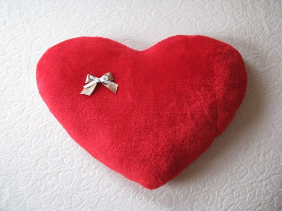Poduszka – serce na Walentynki - pluszowa przytulanka 60 x 45 cm