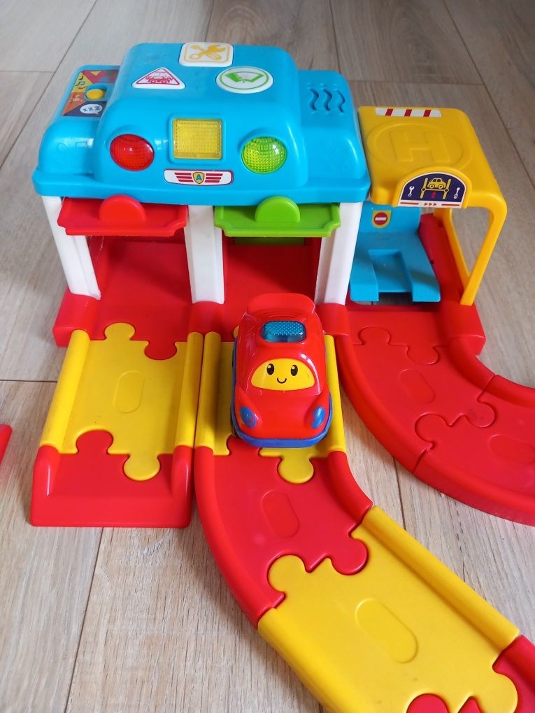 Autka i tory Vtech Tut Tut 2 zestawy